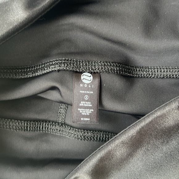 Noli Liquid Black Biker shorts - Picture 5 of 5